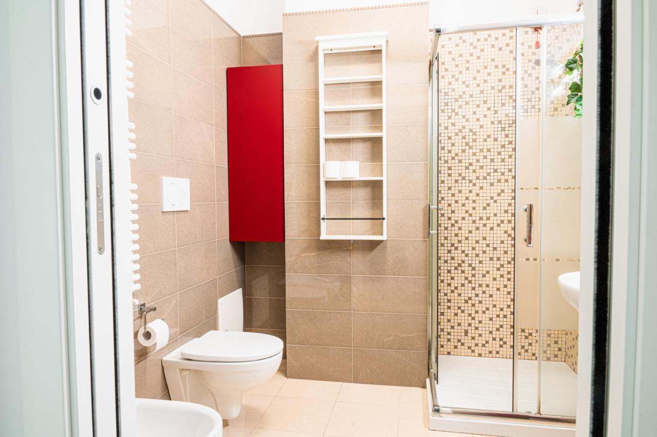 Apulialux - Elegant Apartment Con Netflix Bari Exterior photo