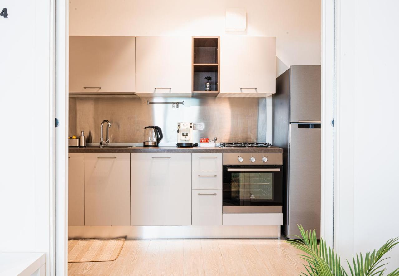 Apulialux - Elegant Apartment Con Netflix Bari Exterior photo